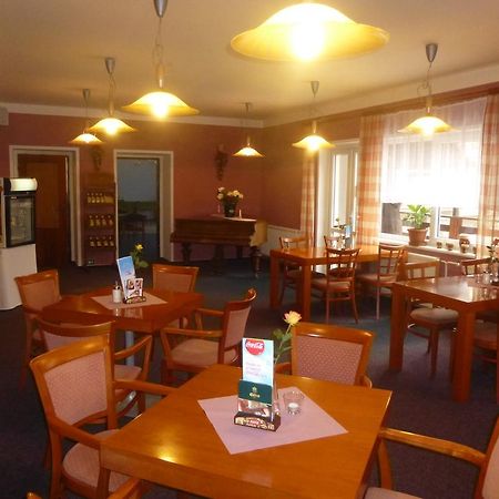 Hotel Zatisi Františkovy Lázně المظهر الخارجي الصورة